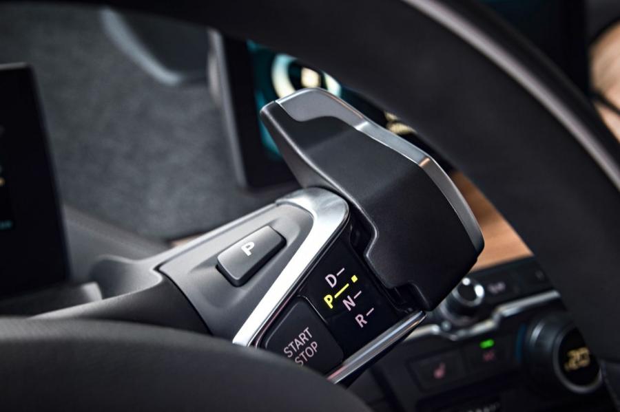  BMW i3 2014 года  (фото 138 из 240)